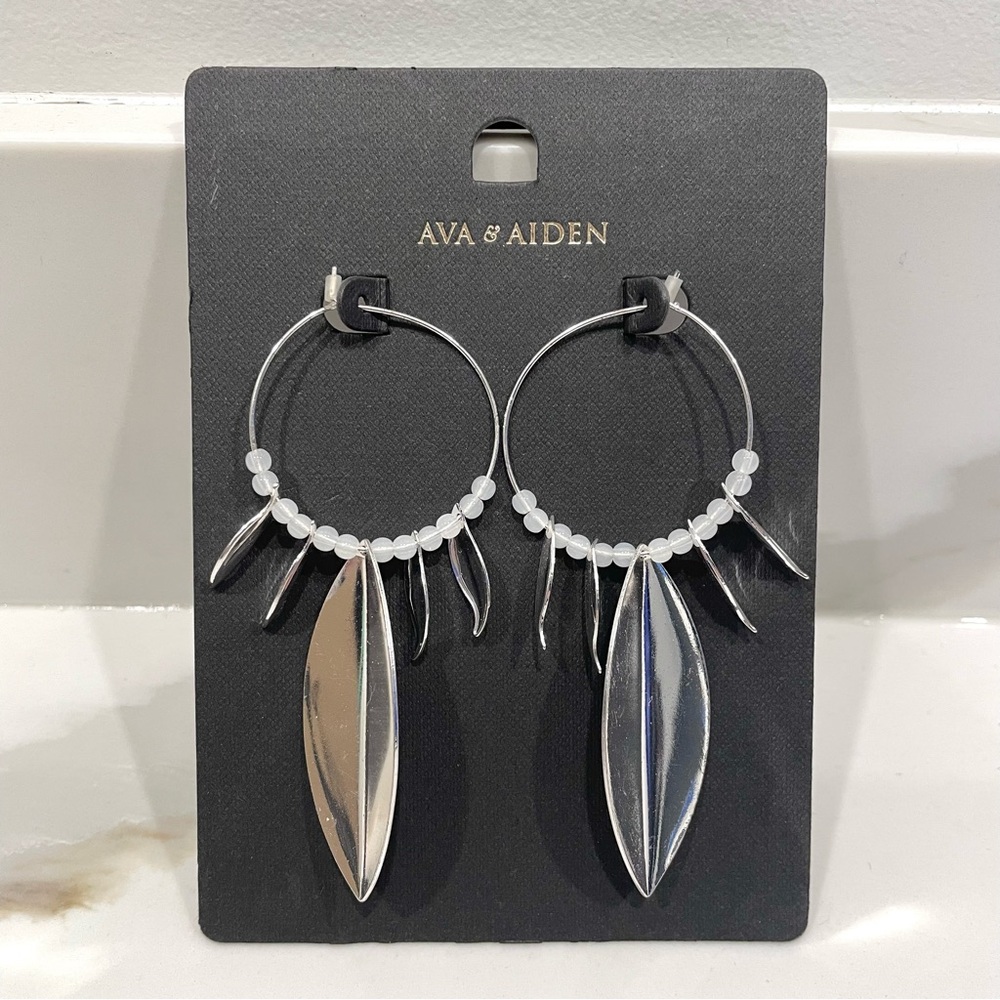 🟤2/$25 NEW Ava & Aiden Dangle Hoop Earrings